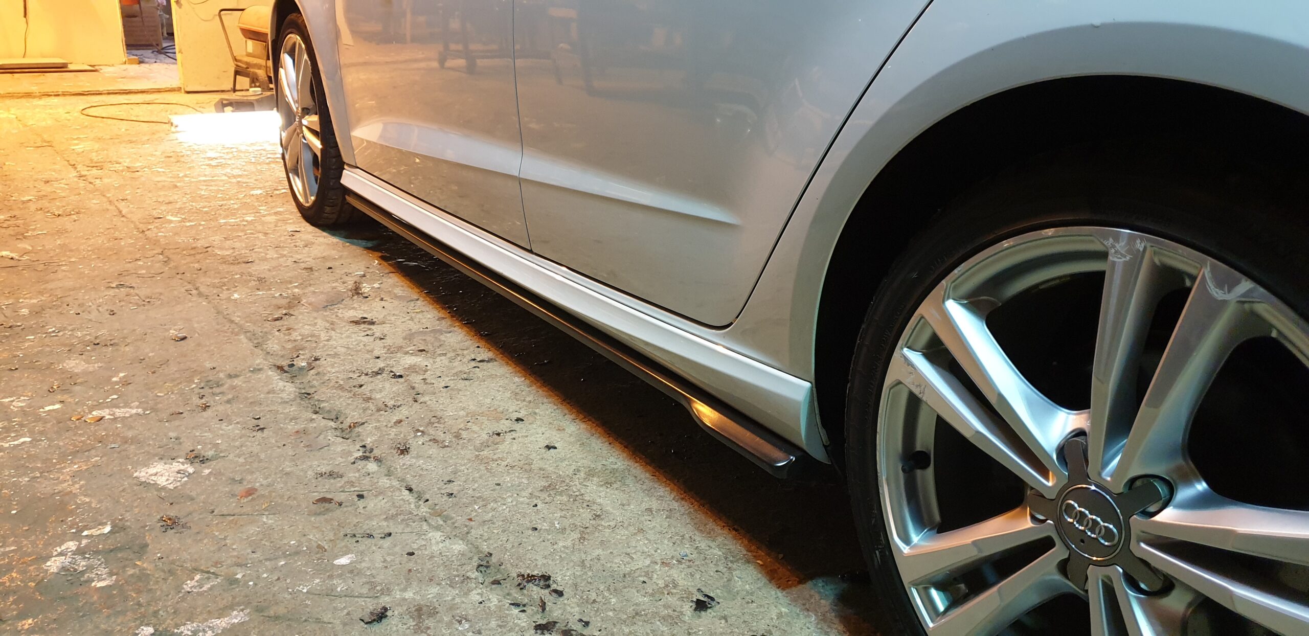 Audi A3 8V Side skirt extensions